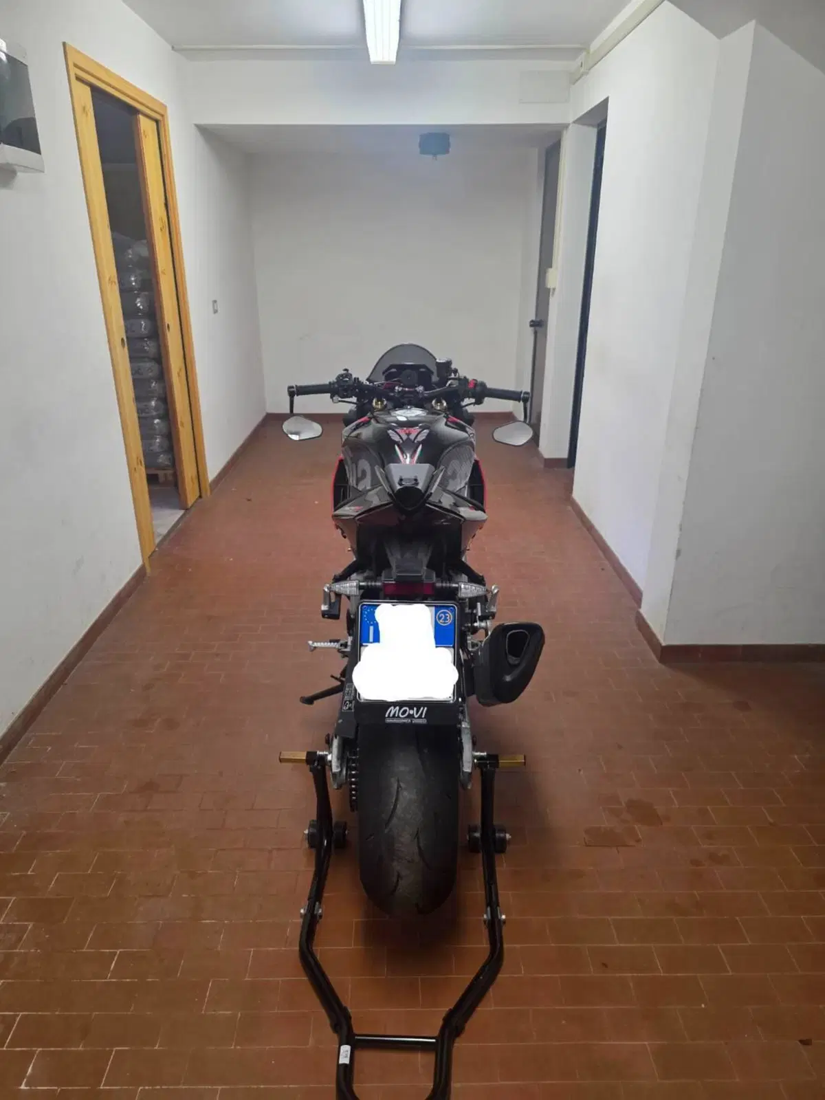 Aprilia Tuono V4 Factory (2021 - 24) (6)