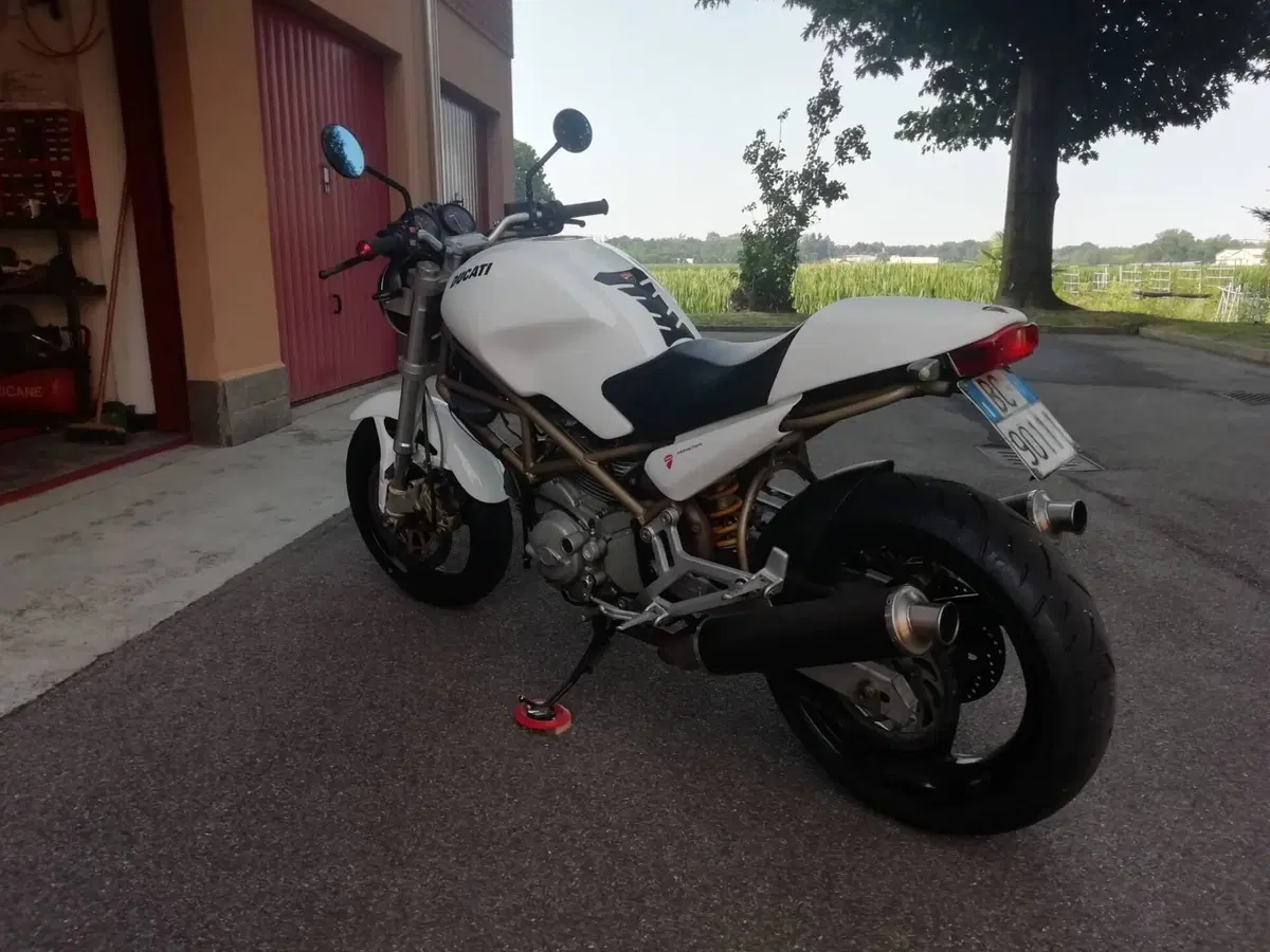Ducati Monster 600 carburatori (2)