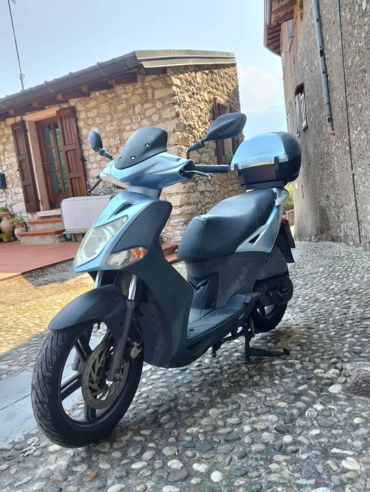 Kymco Agility 150 R16 (2)