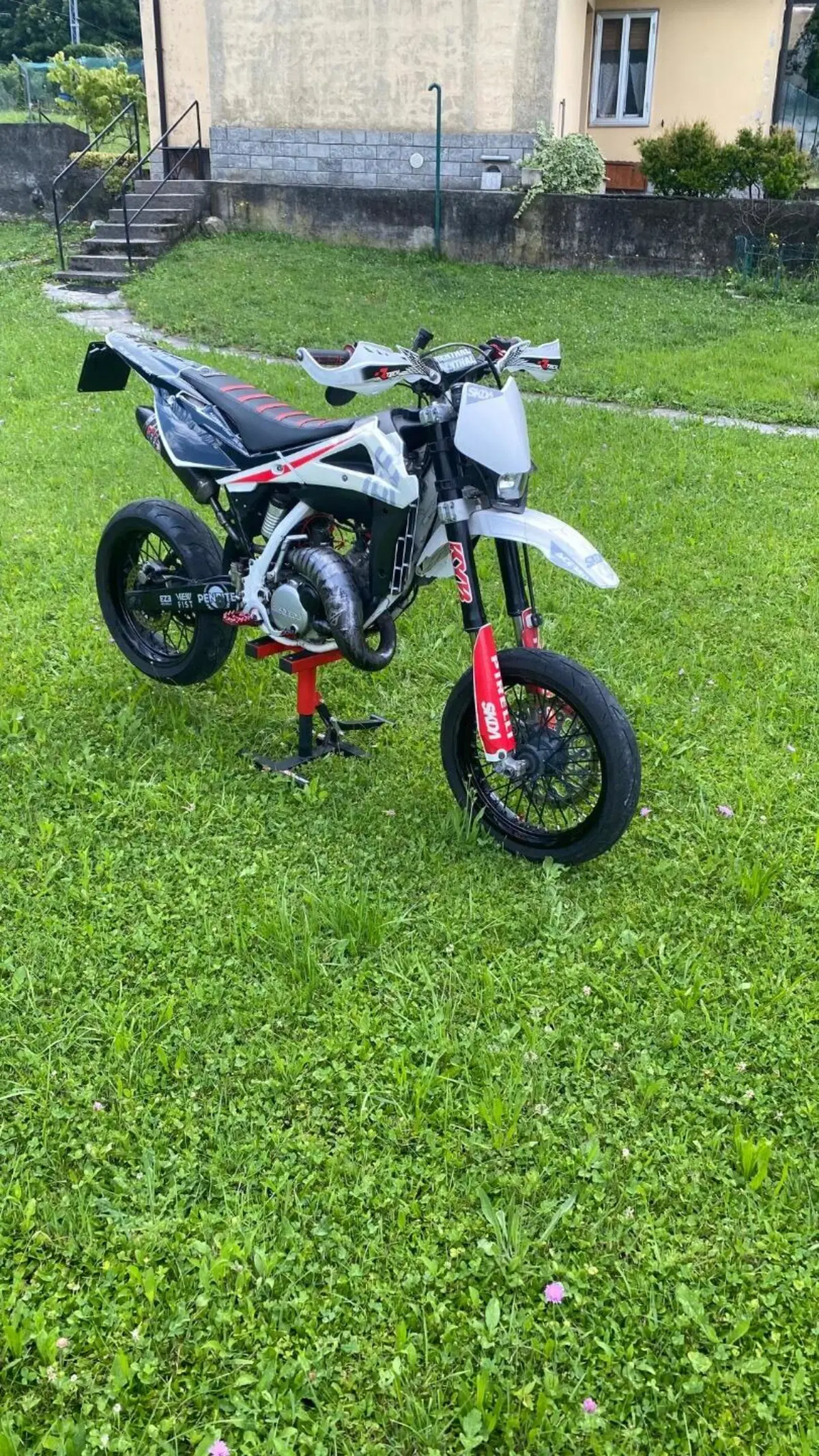 Husqvarna SMS 125 4 (2010 - 12) (5)