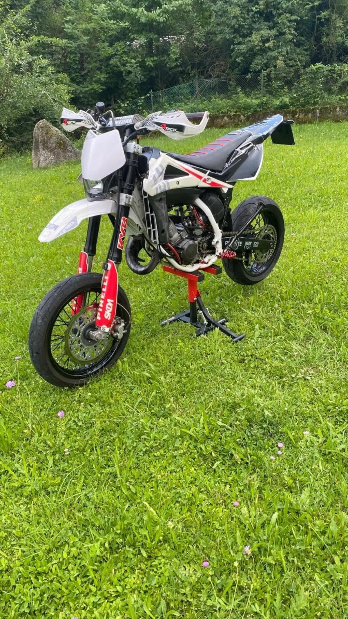 Husqvarna SMS 125 4 (2010 - 12) (7)