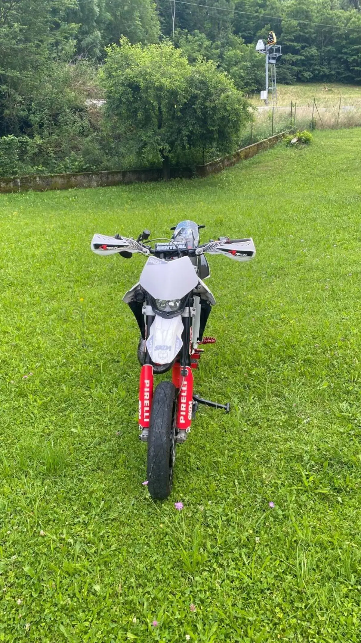 Husqvarna SMS 125 4 (2010 - 12) (11)