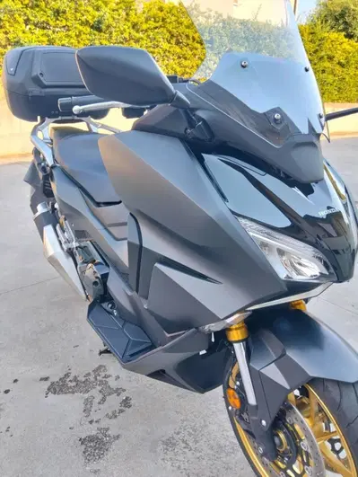 Honda Forza 750 DCT Travel (2021 - 24) usata