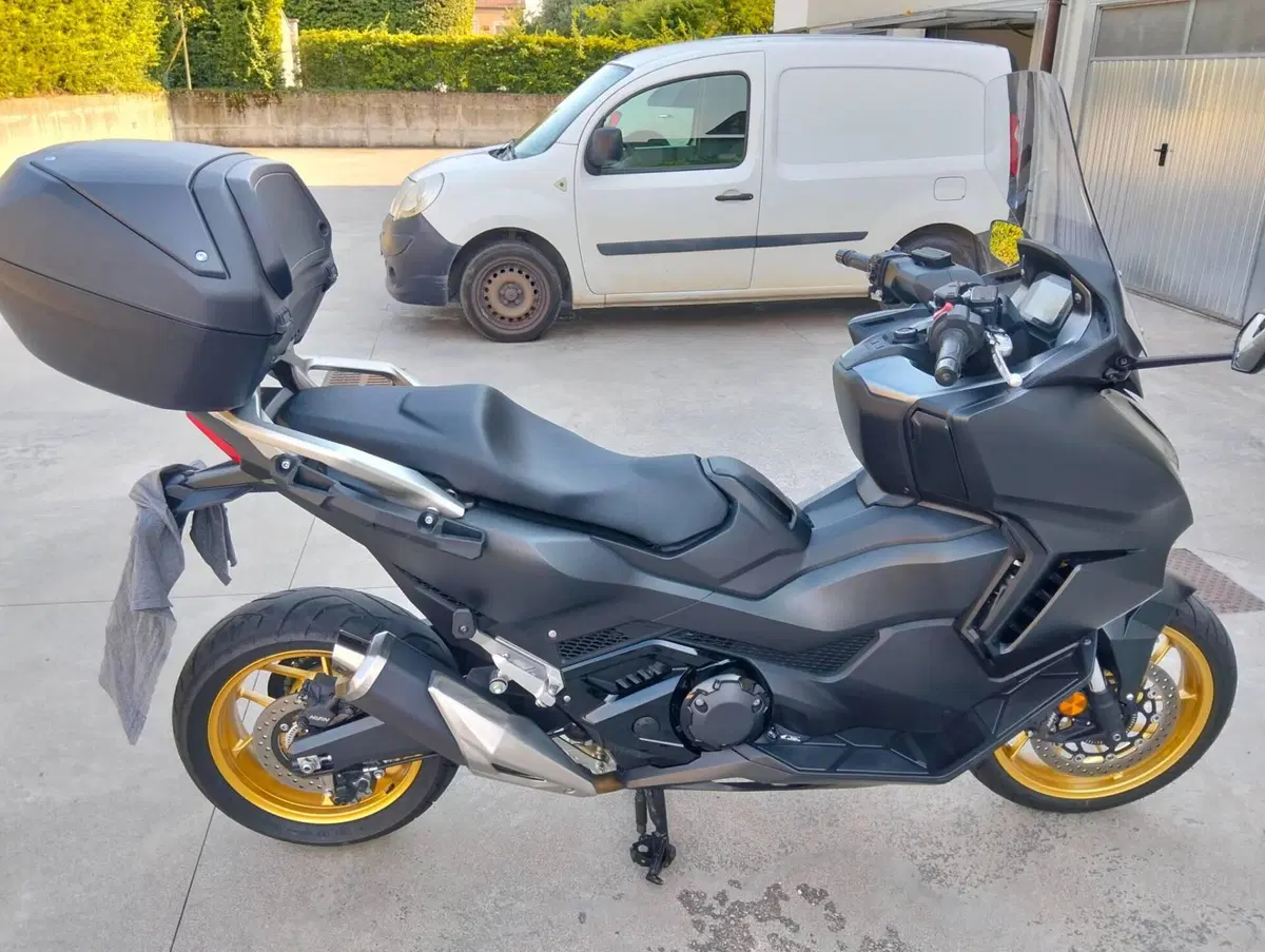 Honda Forza 750 DCT Travel (2021 - 24) (5)