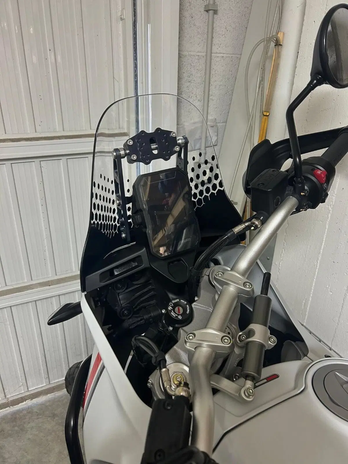 Ducati DesertX (2022 - 25) (2)