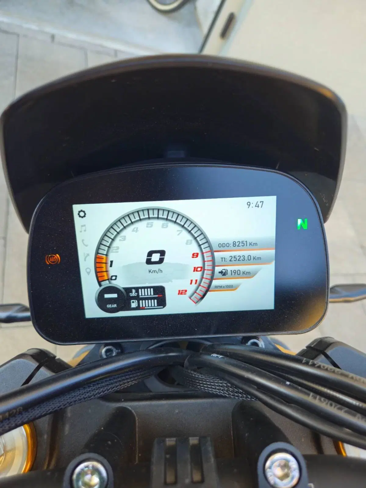 Moto Morini SEIEMMEZZO SCR (2022 - 26) (5)