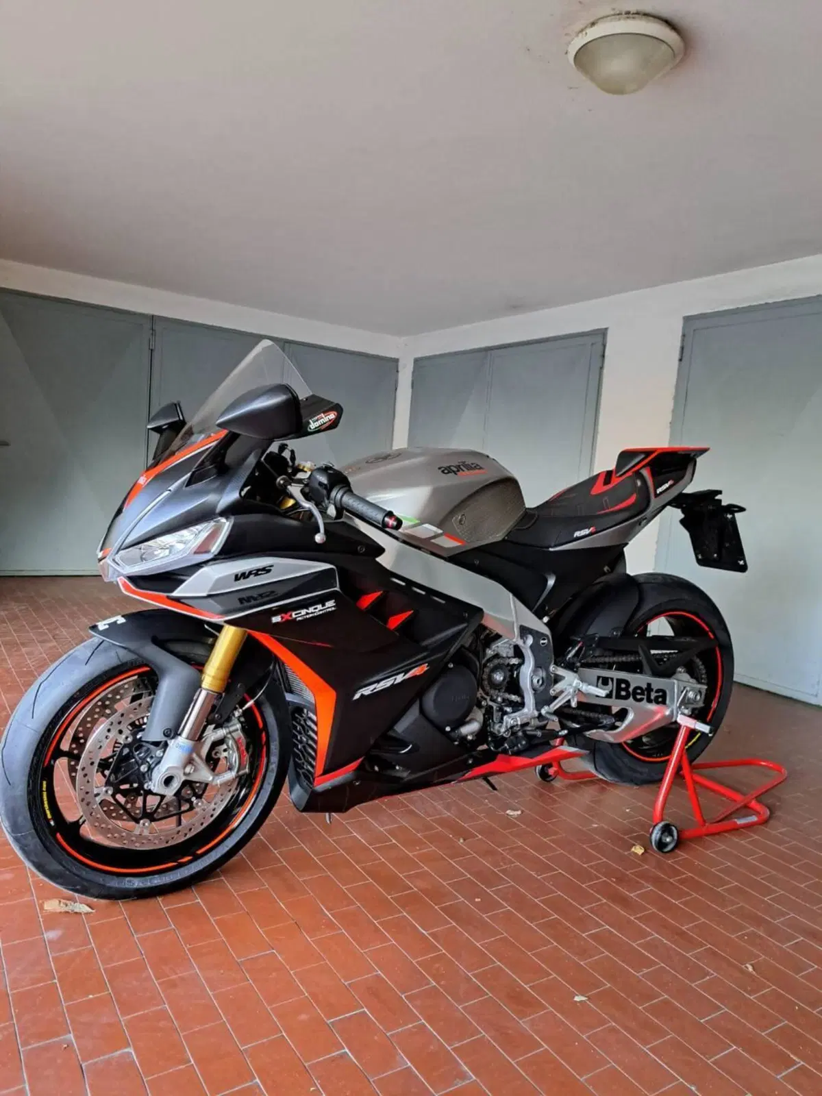Aprilia RSV4 1100 (2021 - 24) (2)