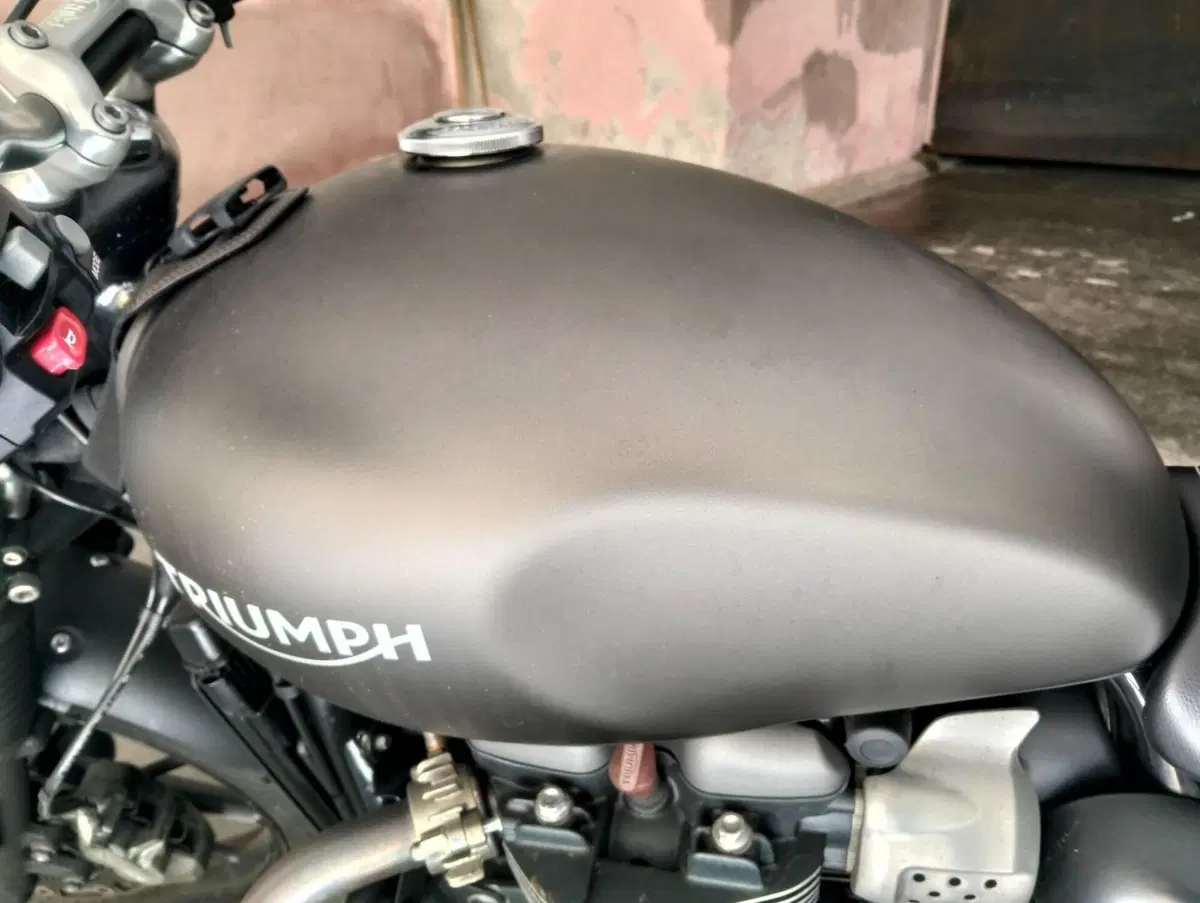 Triumph Street Twin 900 (2019 - 20) (6)