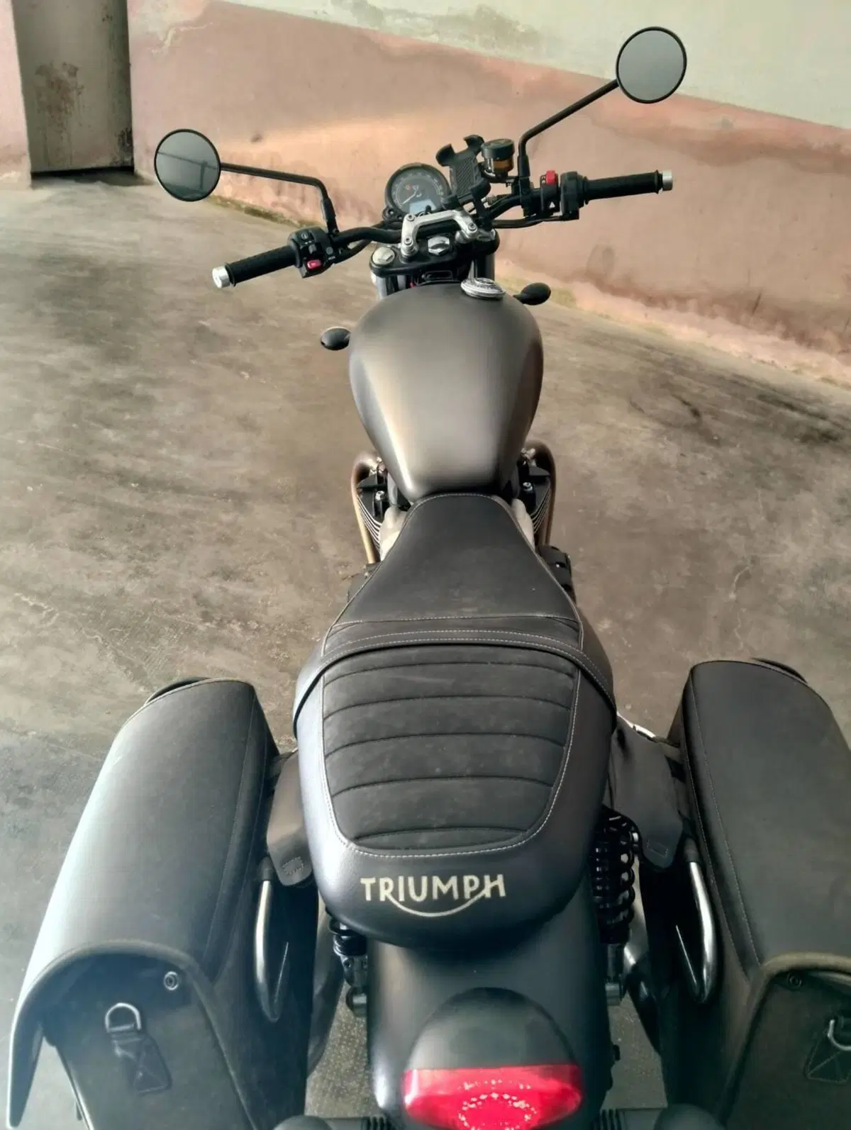 Triumph Street Twin 900 (2019 - 20) (8)