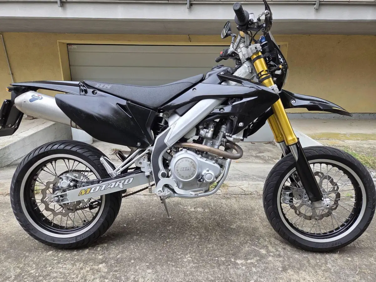 HM CRM F125 X Derapage RR 4t