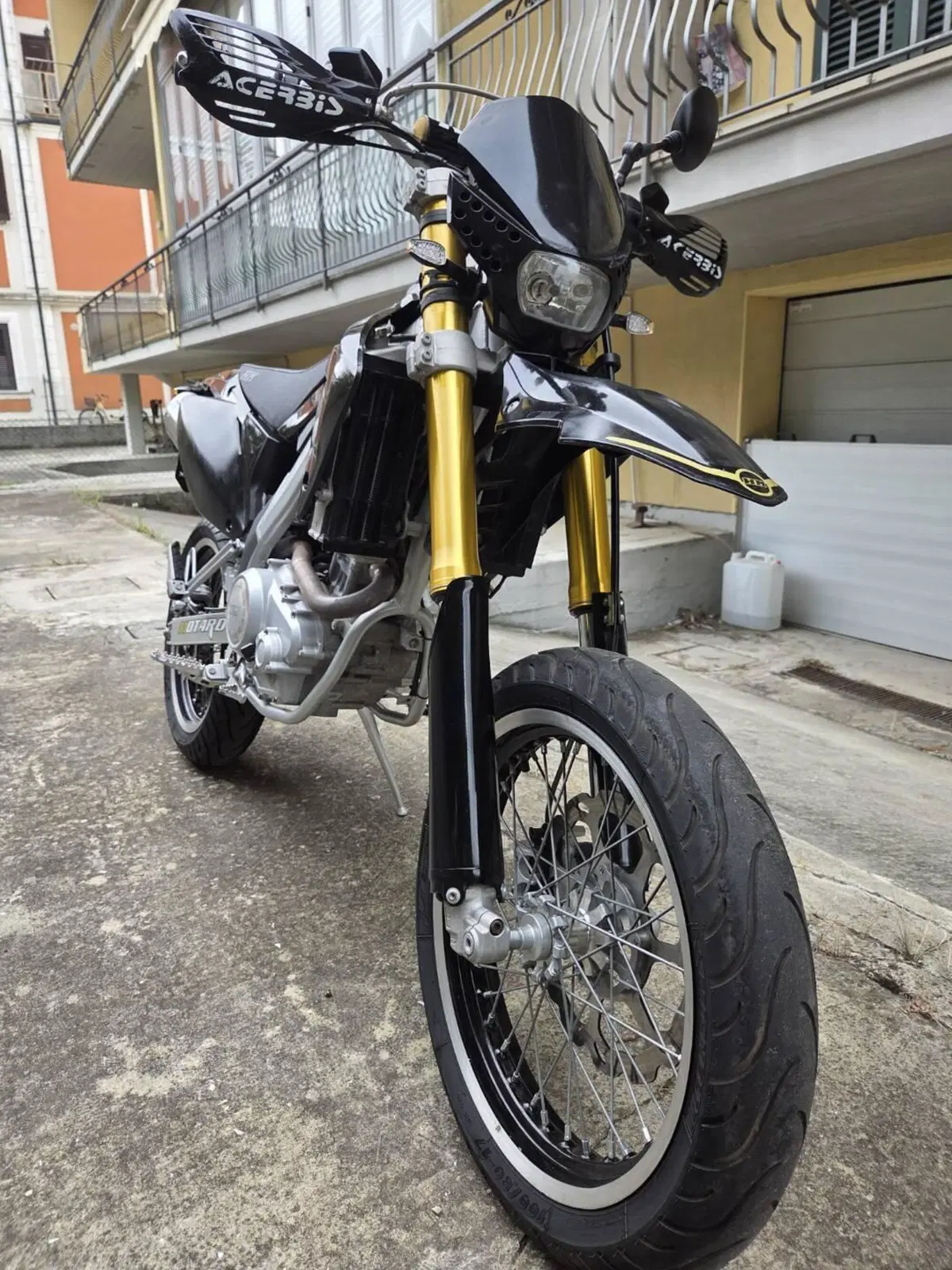 HM CRM F125 X Derapage RR 4t (3)