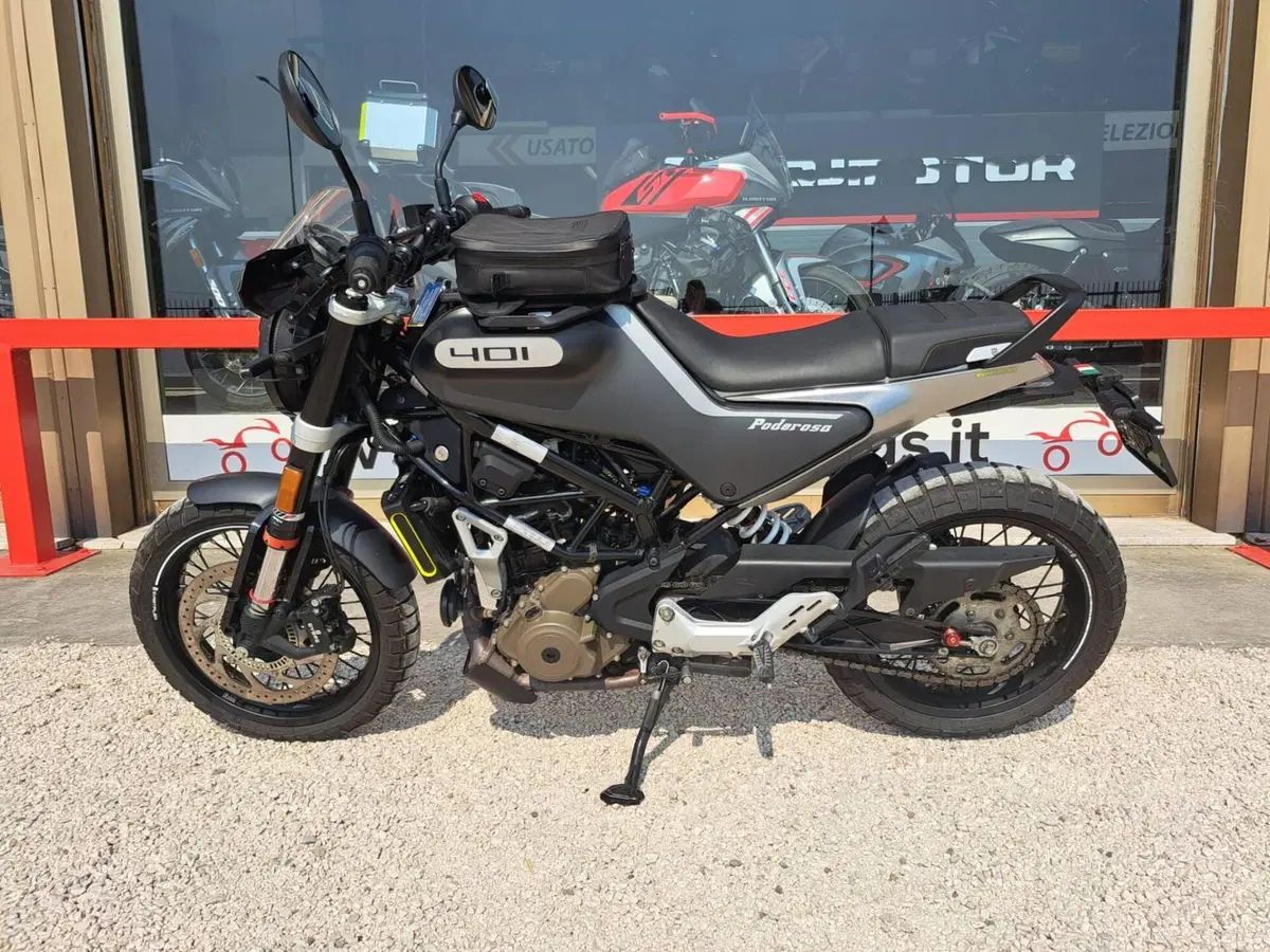 Husqvarna Svartpilen 401 (2021 - 23)