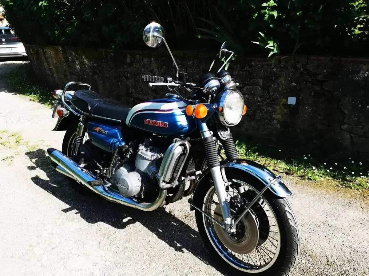 Suzuki GT 750 (6)