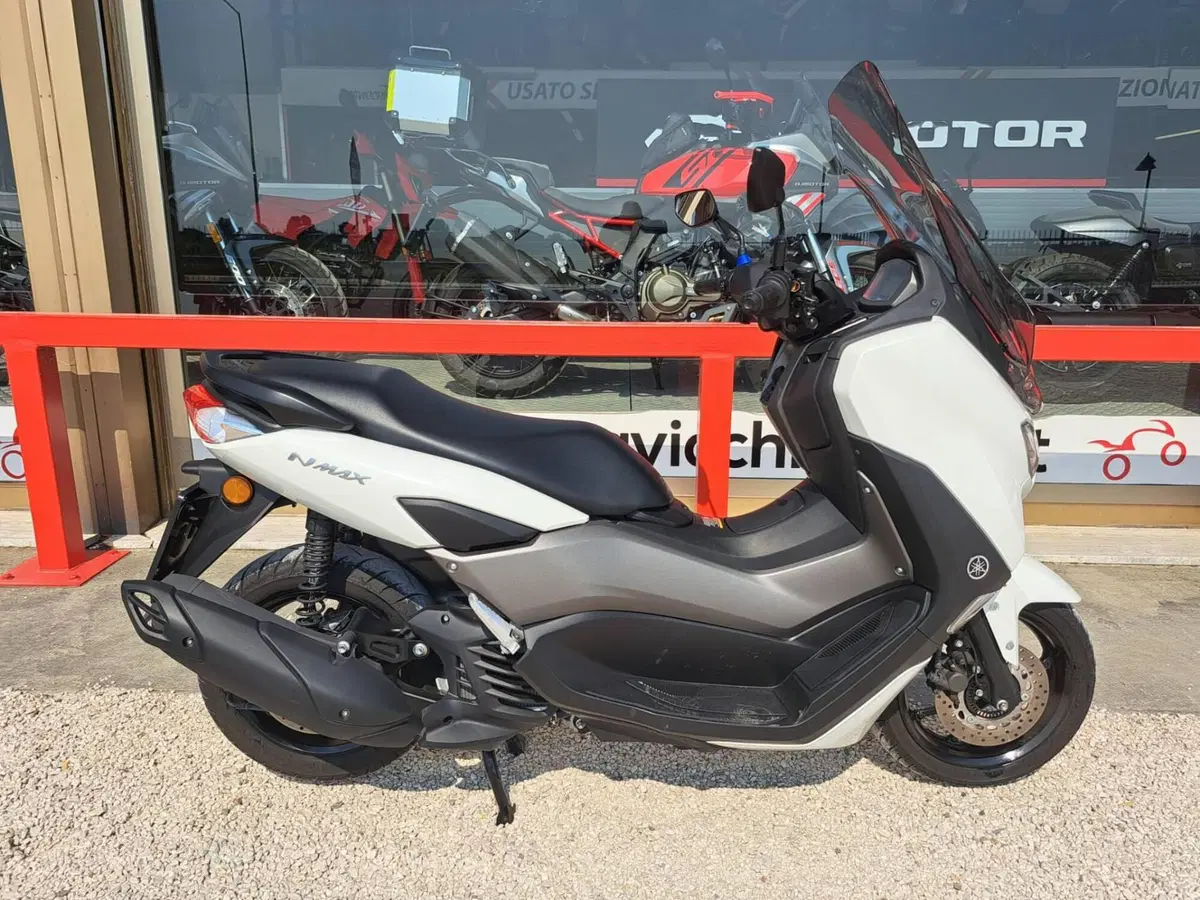 Yamaha N-Max 125 (2021 - 24) (2)