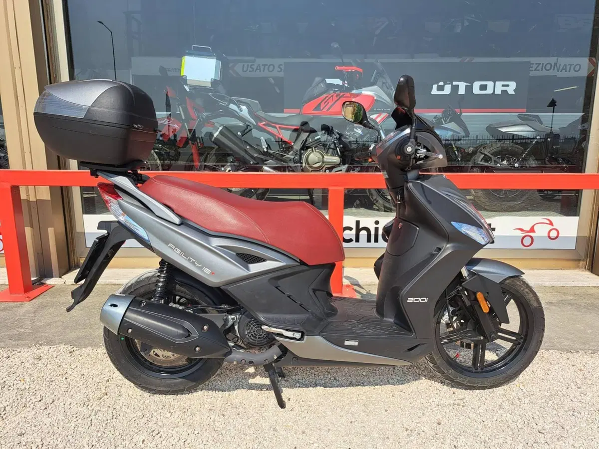 Kymco Agility 200i R16 + (2020) (2)