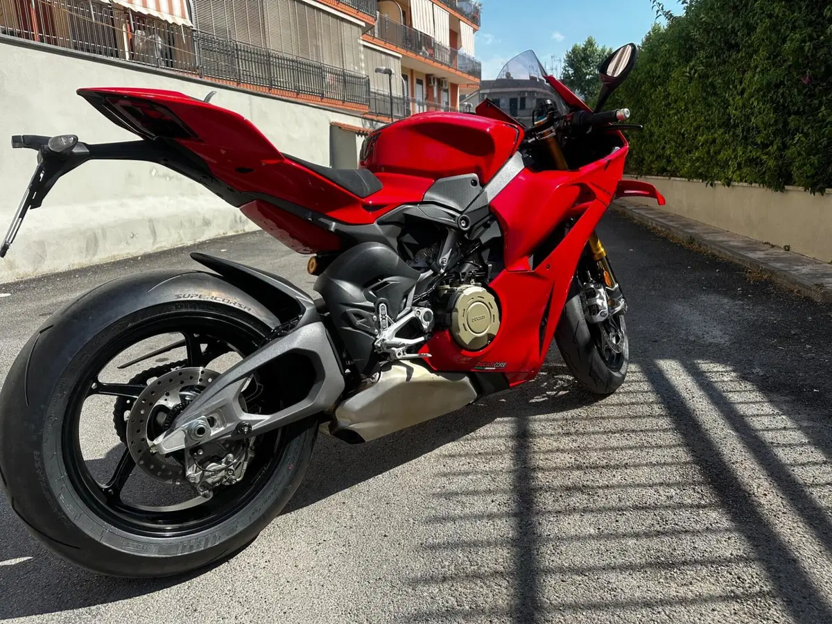 Ducati Panigale V4 S (2025 - 26) (4)