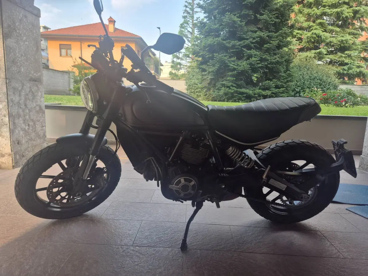 Ducati Scrambler 800 Classic (2015 - 16) (2)