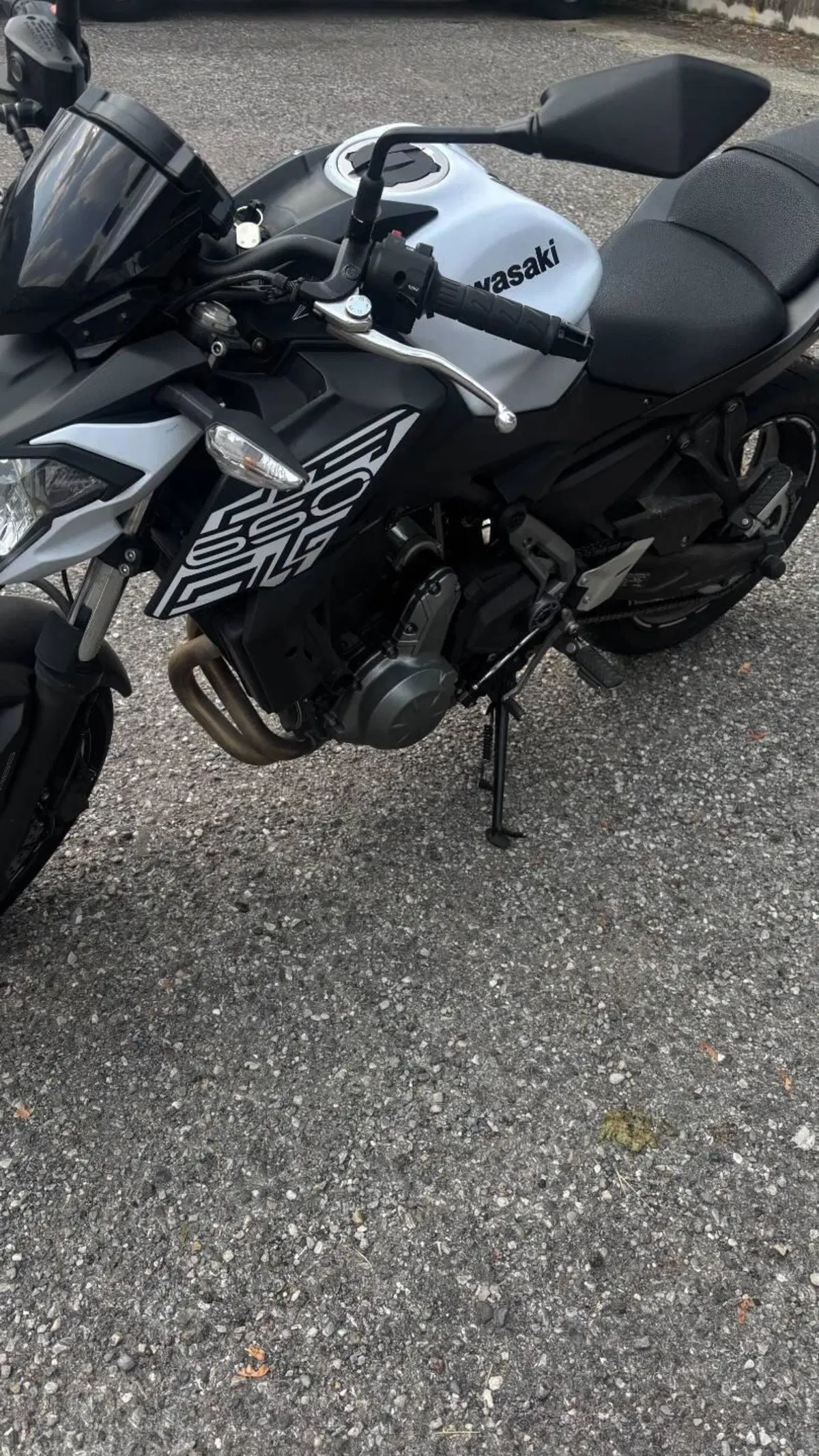 Kawasaki Z 650 (2017 - 19) (3)