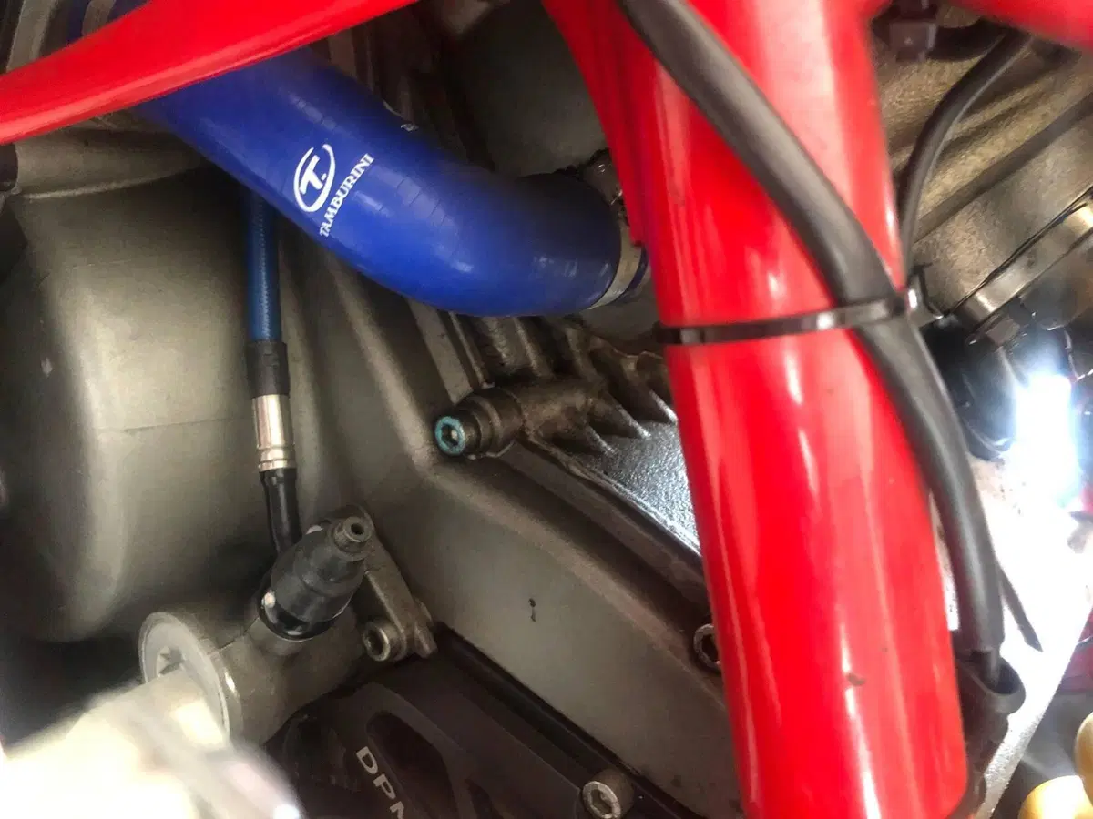 Ducati 1098 R (2007 - 11) (9)