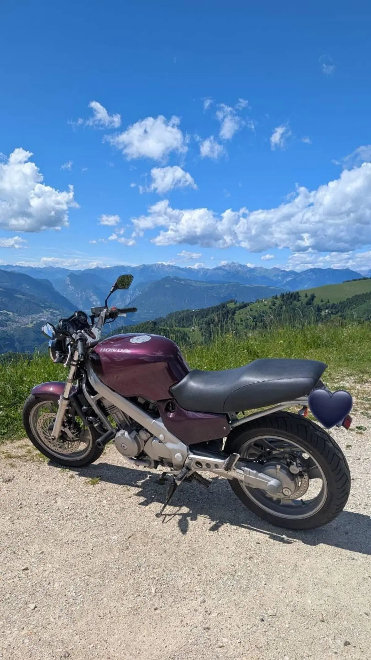 Honda NTV 650 (1988 - 01) (2)