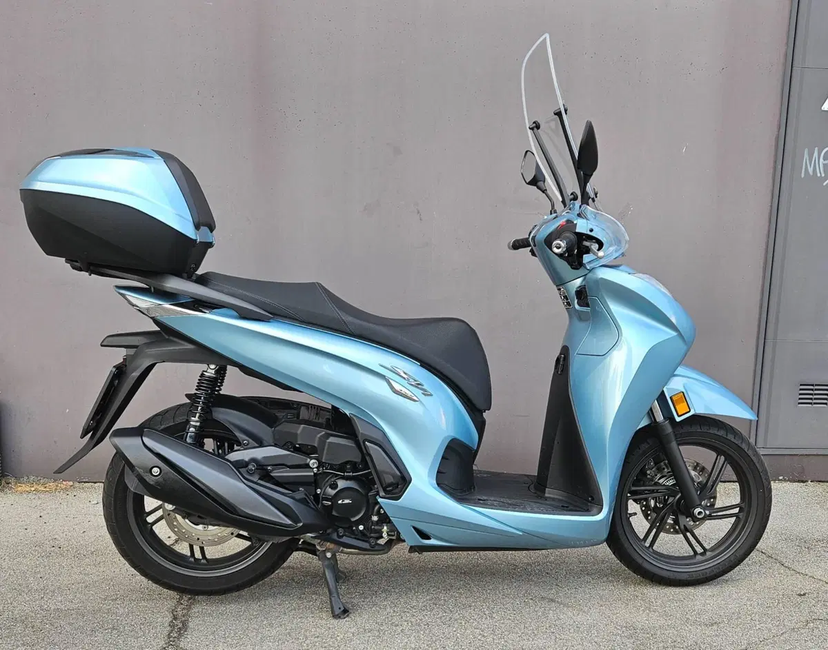 Honda SH 350 (2021 - 24) (6)
