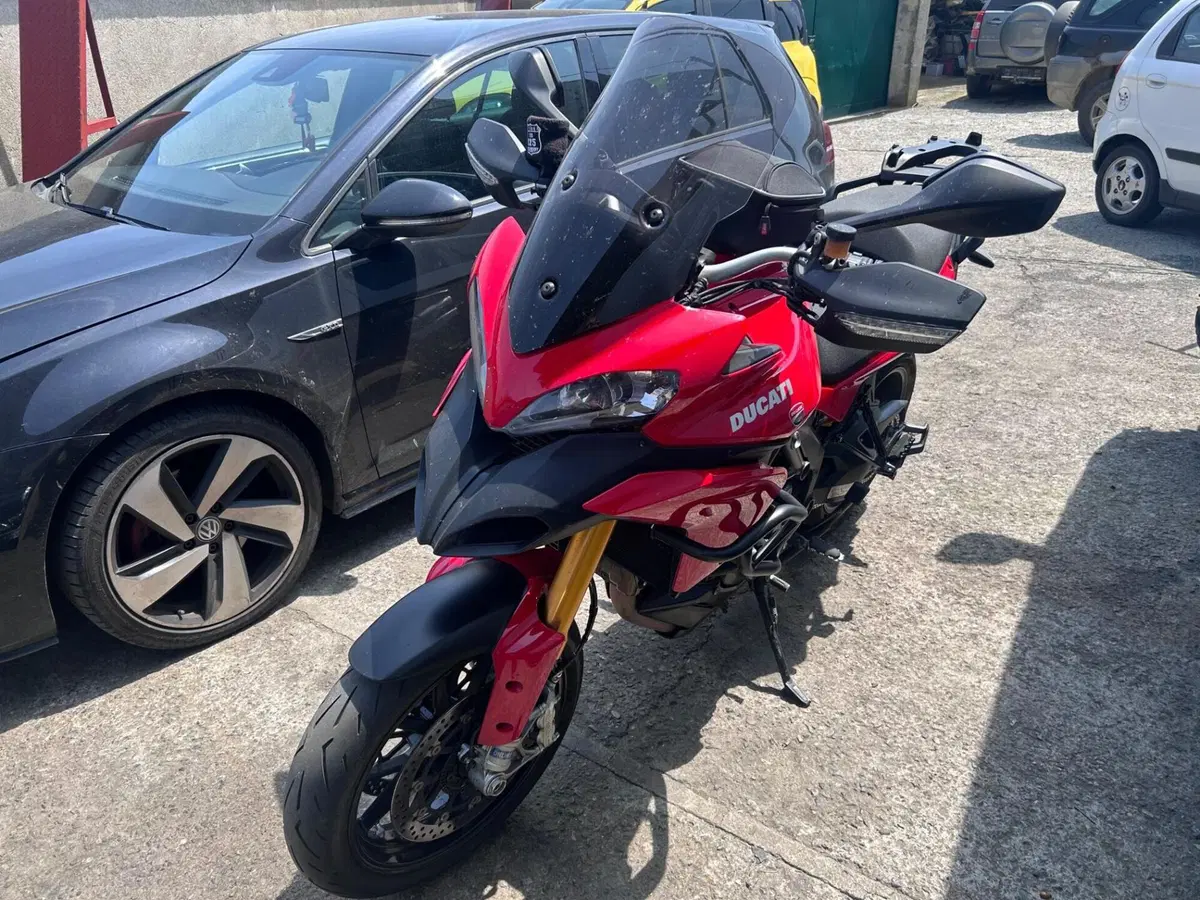 Ducati Multistrada 1200 S Touring (2013 - 14) (2)