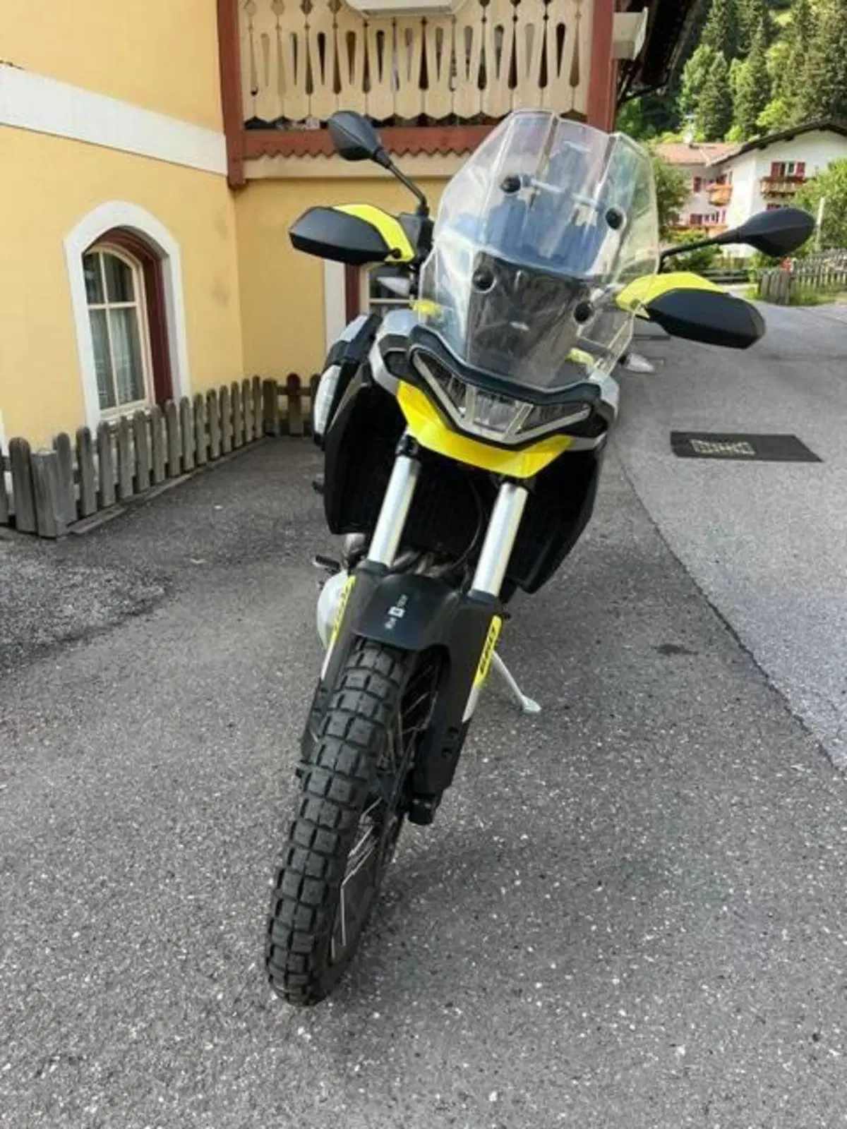 Aprilia Tuareg 660 (2022 - 24)