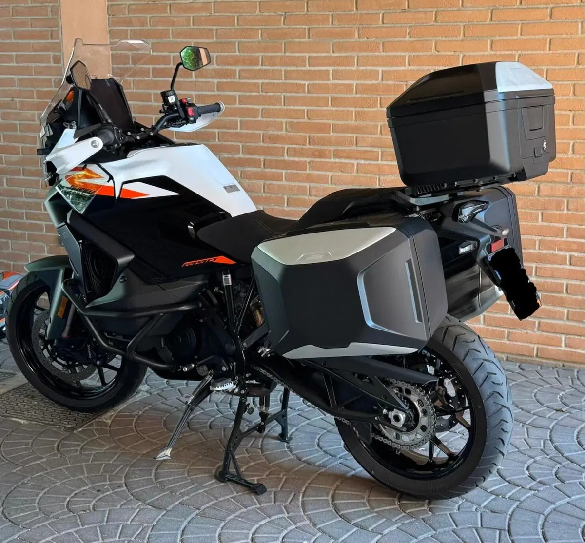 KTM 1390 Super Adventure S EVO (2026) (4)