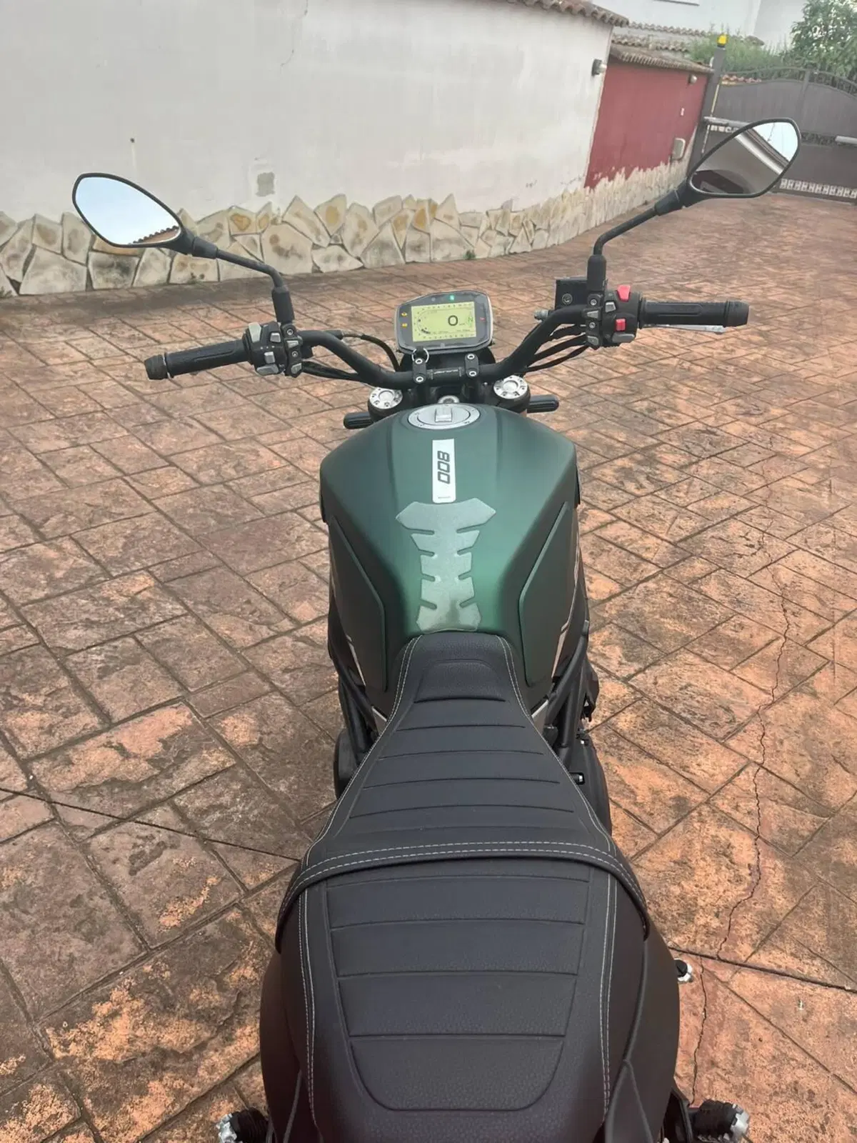 Benelli Leoncino 800 (2022 - 26) (6)
