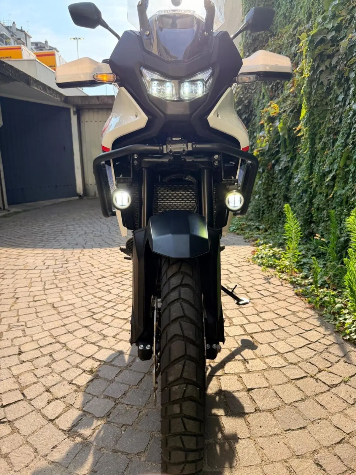 Honda Transalp XL750 (2025) (9)
