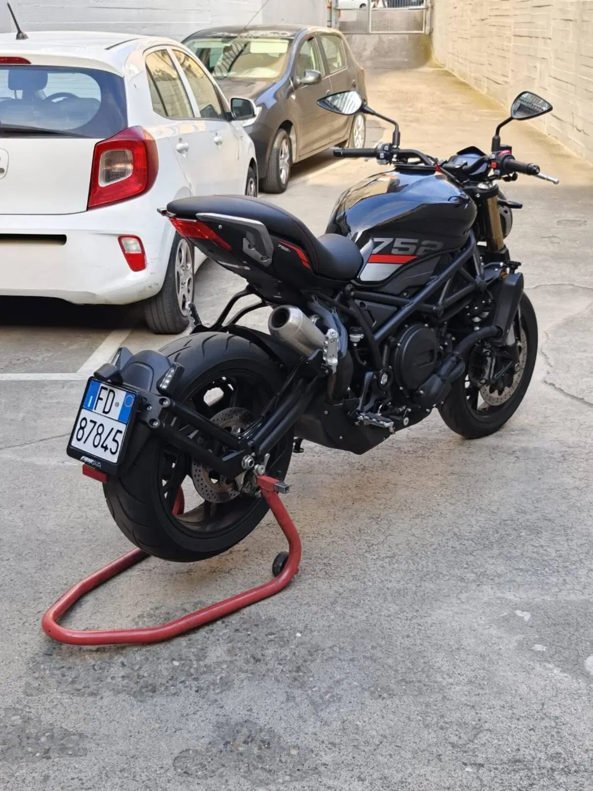 Benelli 752 S (2022 - 25) (6)