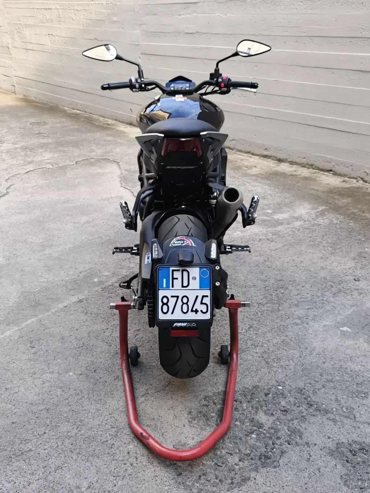 Benelli 752 S (2022 - 25) (9)