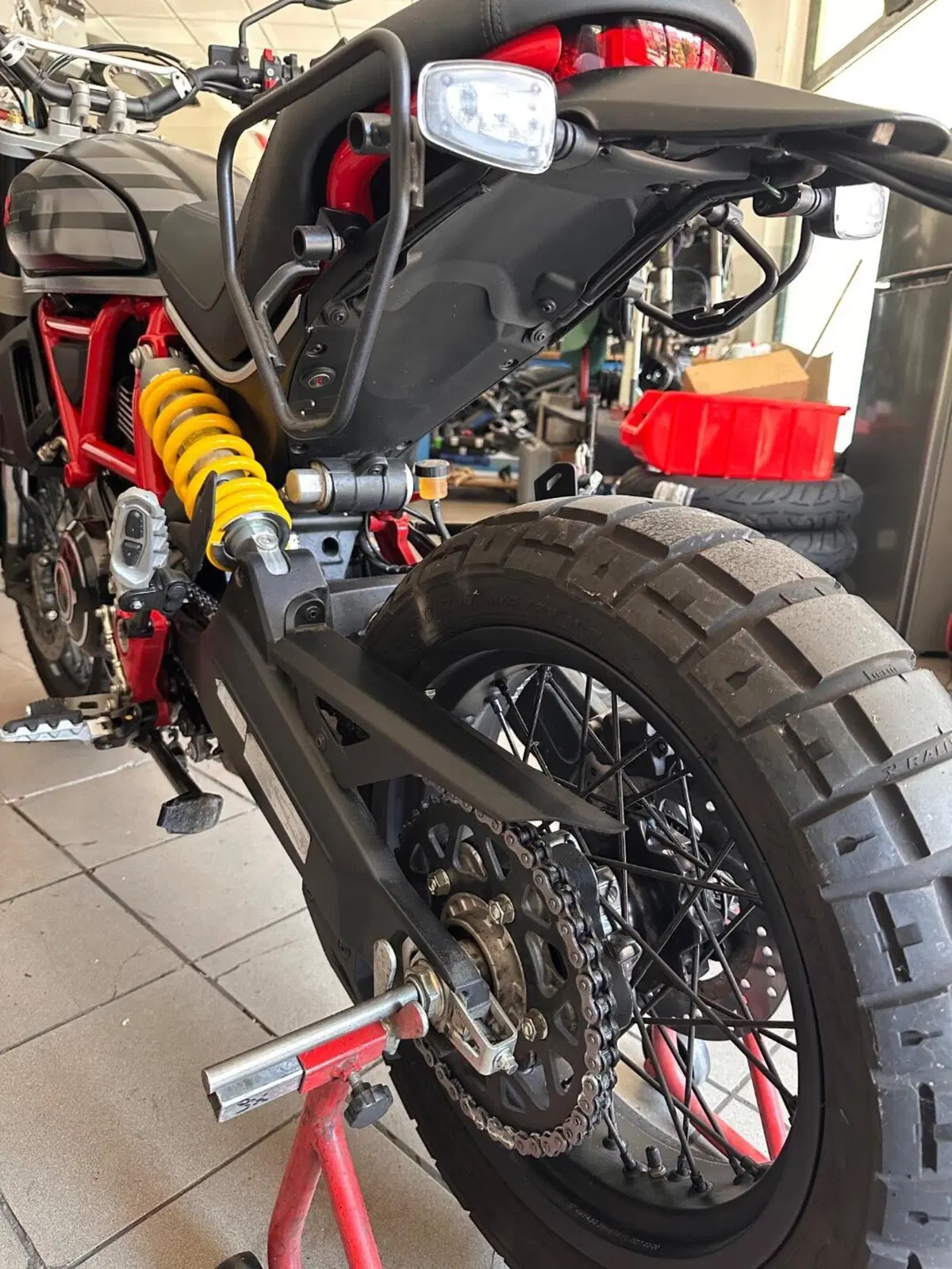 Ducati Scrambler 800 Desert Sled Fasthouse (2021 - 22) (6)