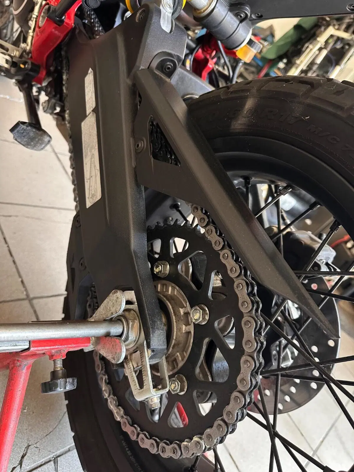 Ducati Scrambler 800 Desert Sled Fasthouse (2021 - 22) (7)
