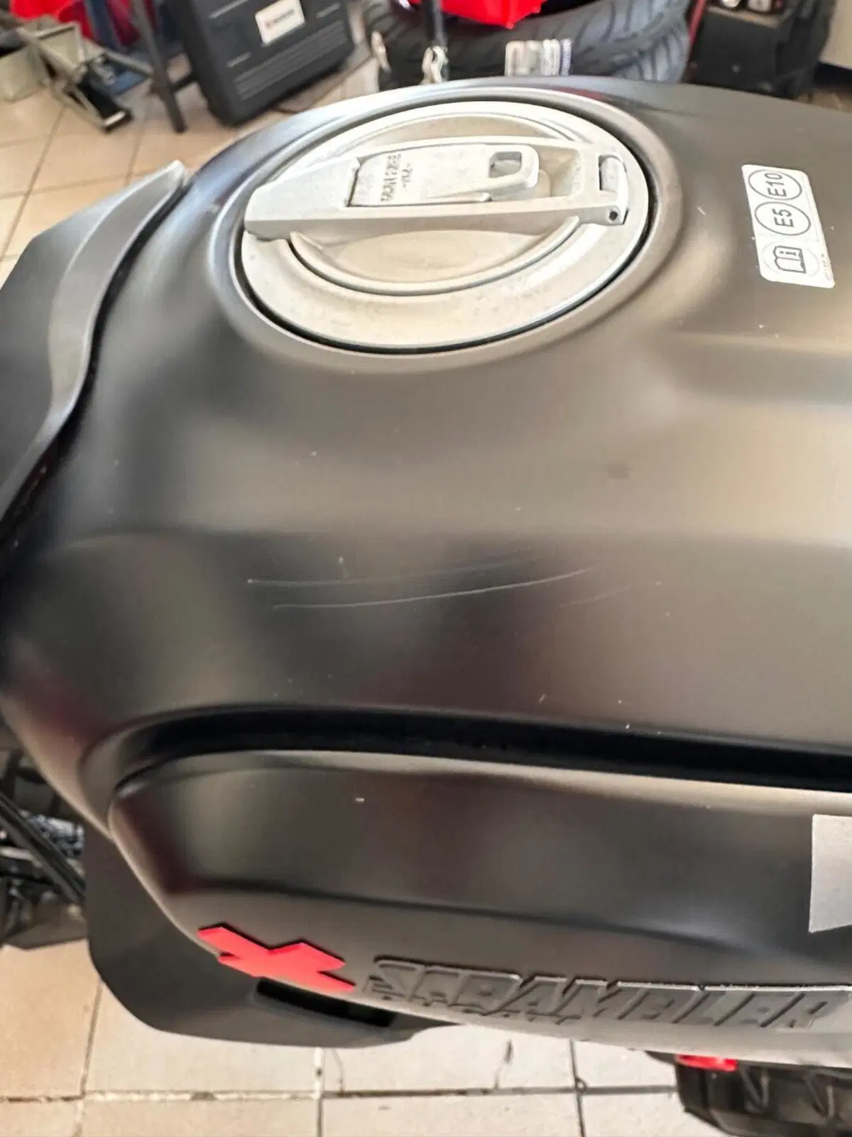 Ducati Scrambler 800 Desert Sled Fasthouse (2021 - 22) (12)
