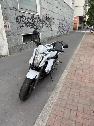 Kawasaki ER-6N (2009 - 11) usata