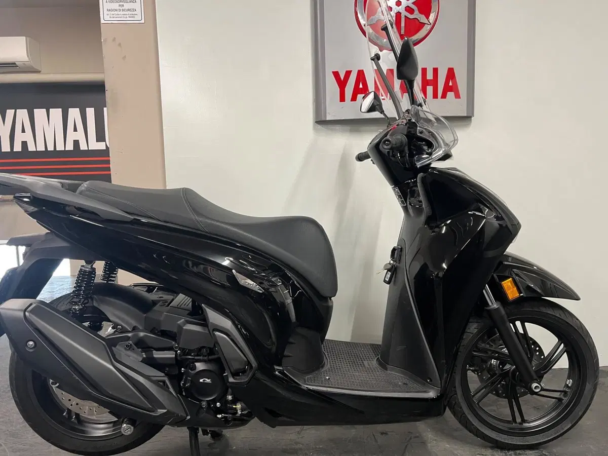 Honda SH 350i GT (2025 - 26)