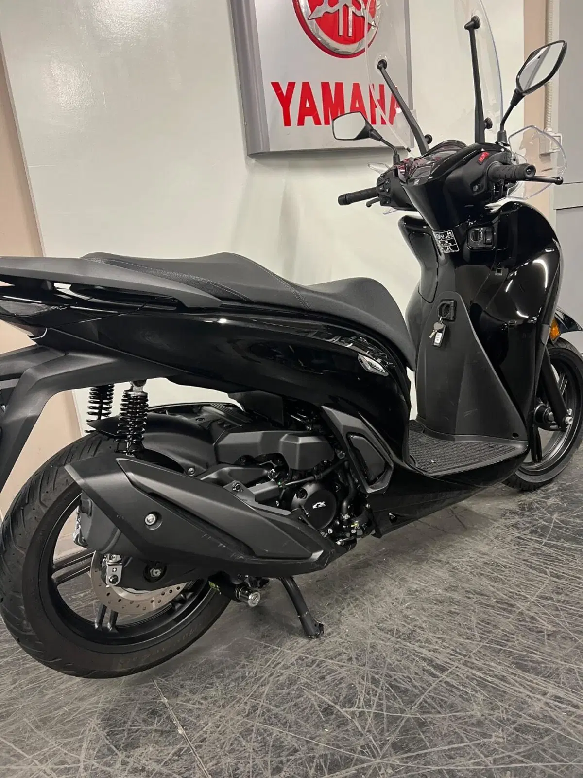 Honda SH 350i GT (2025 - 26) (4)