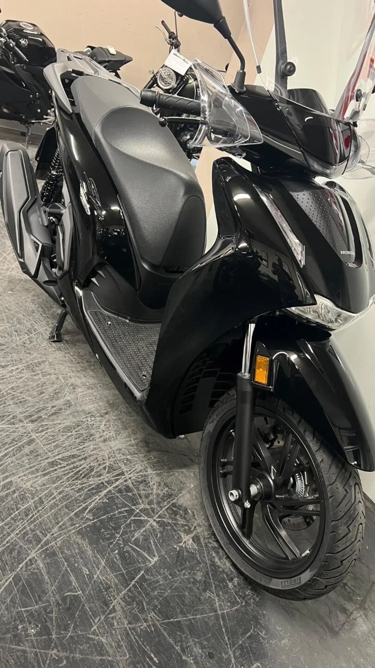 Honda SH 350i GT (2025 - 26) (9)