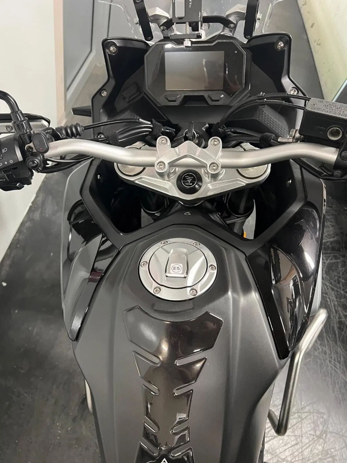 Voge Valico 650DSX (2021 - 24) (7)