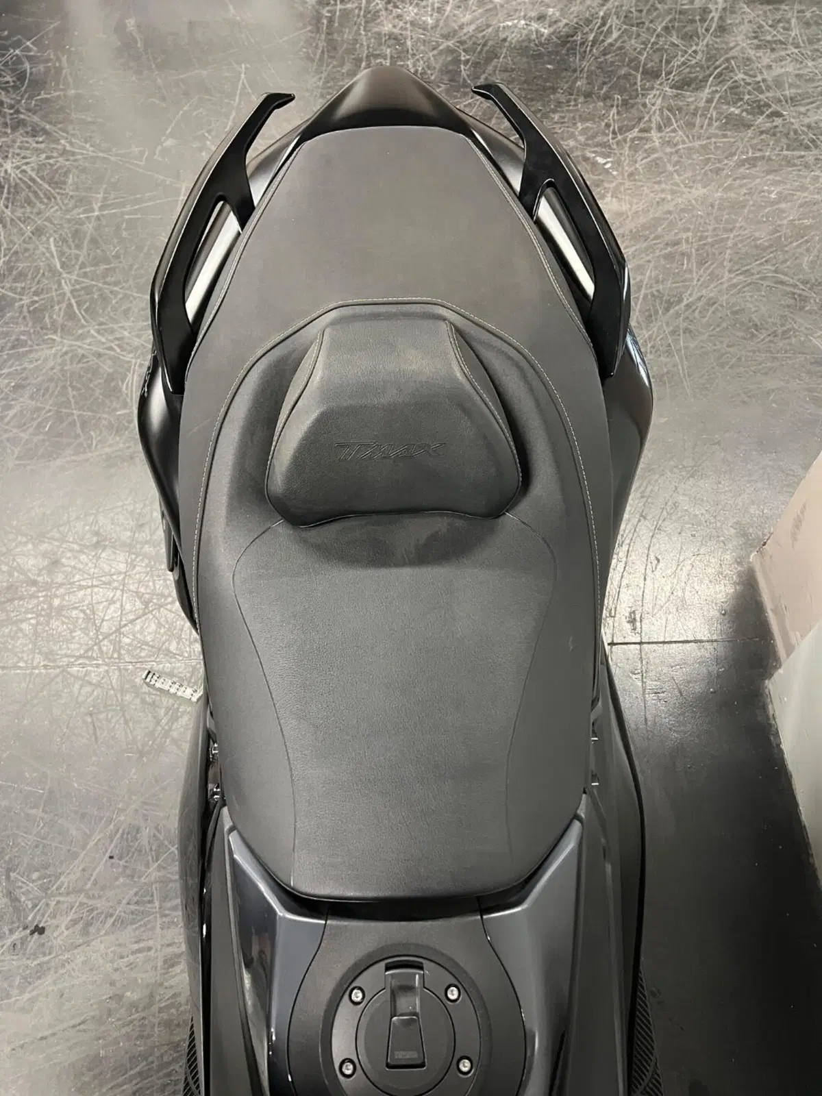 Yamaha T-Max 560 Tech Max (2022 - 24) (8)