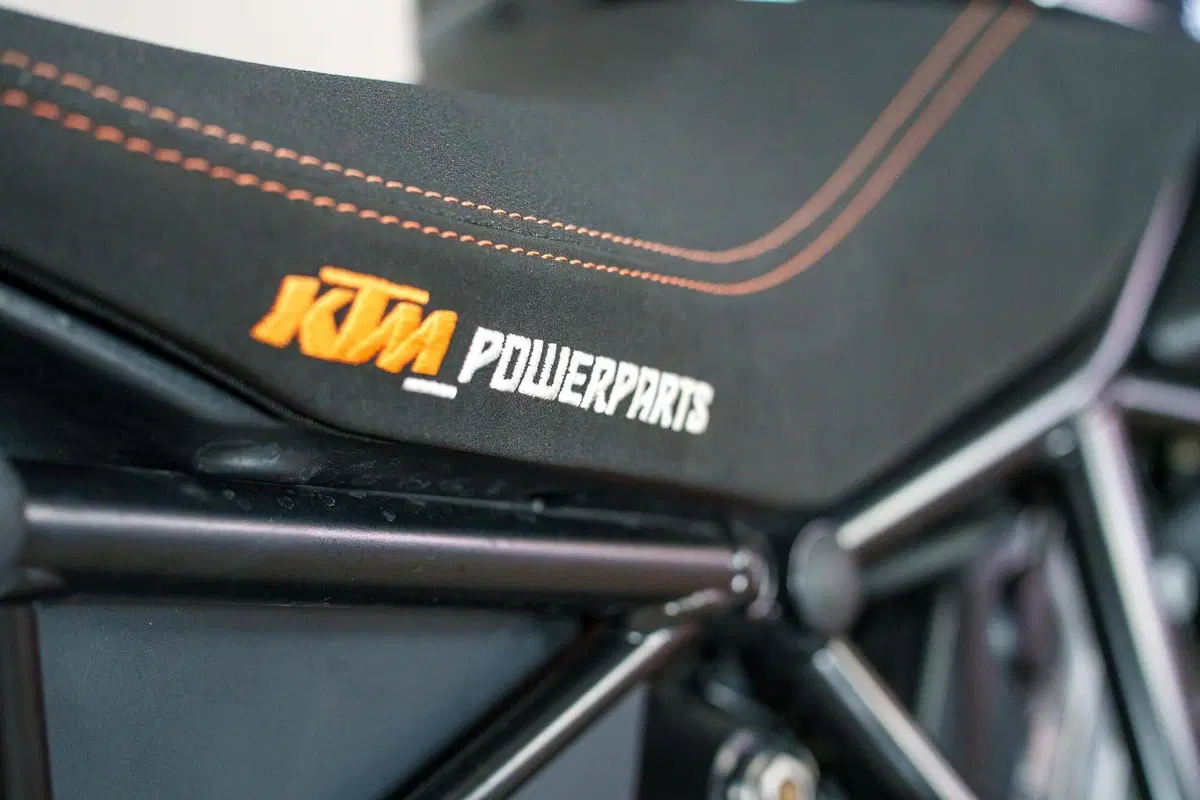 KTM 1290 Super Duke R ABS (2017 - 18) (4)