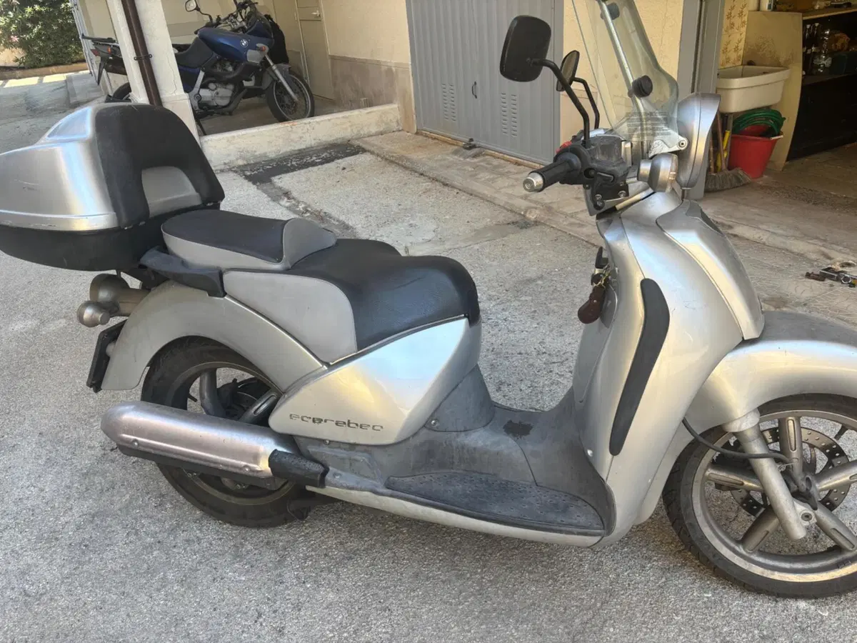 Aprilia Scarabeo 200 (2001 - 04) (4)