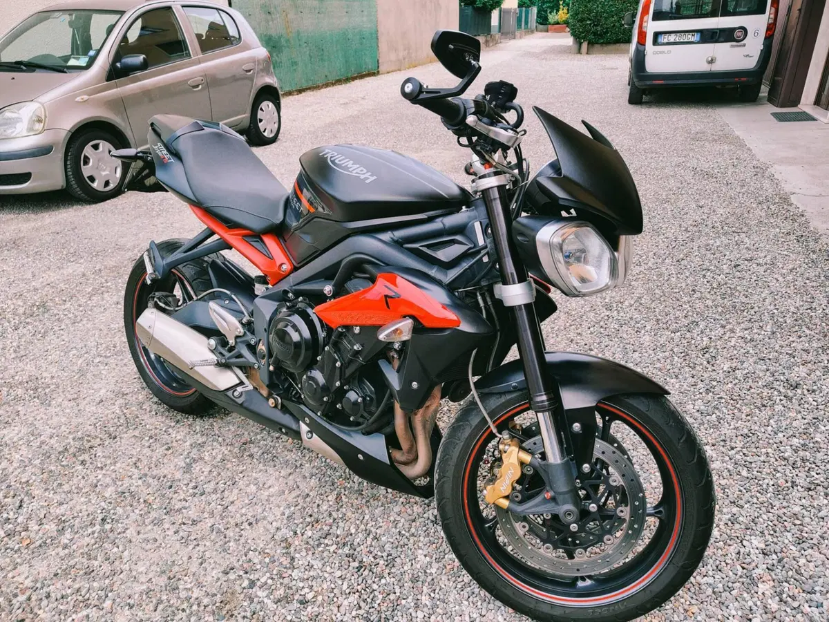 Triumph Street Triple R ABS (2013 - 17)