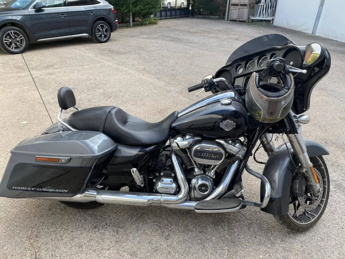 Harley-Davidson Street Glide Special (2021 - 23) (2)