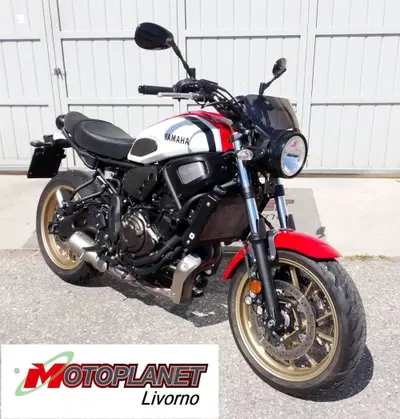 Yamaha XSR 700 (2021) usata