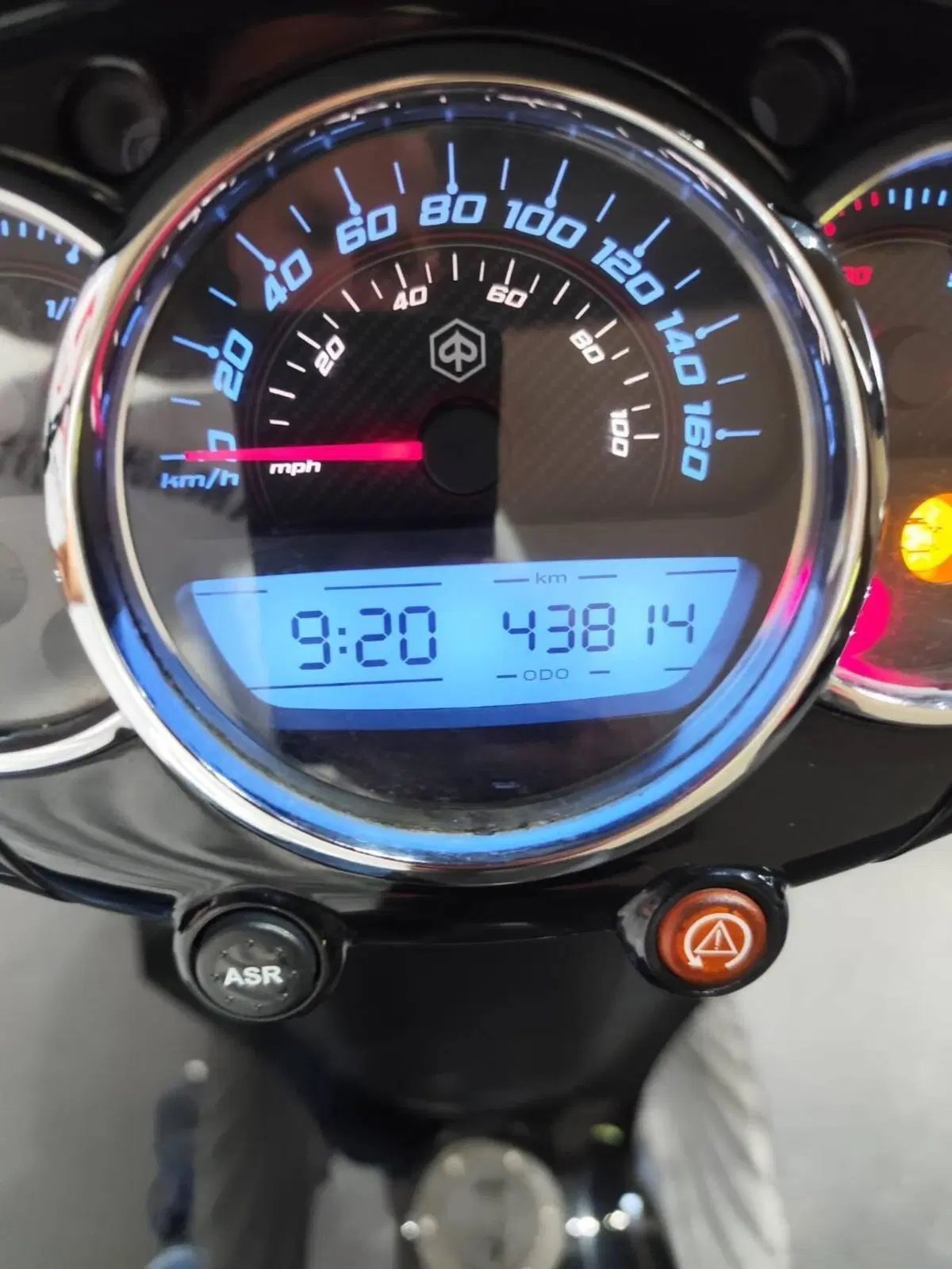 Piaggio Beverly 300 i.e. ABS-ASR (2016 - 20) (8)