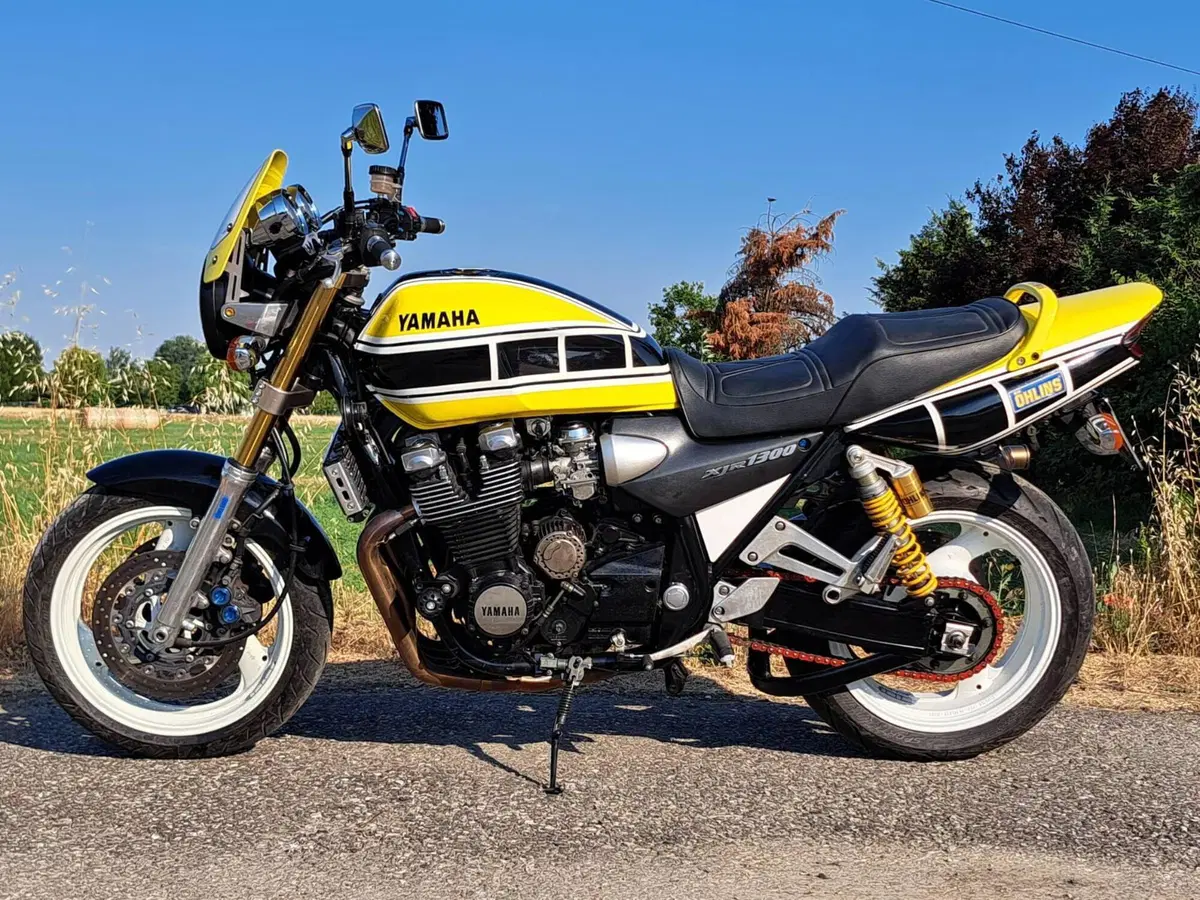 Yamaha XJR 1300 SP (1999 - 04) (4)