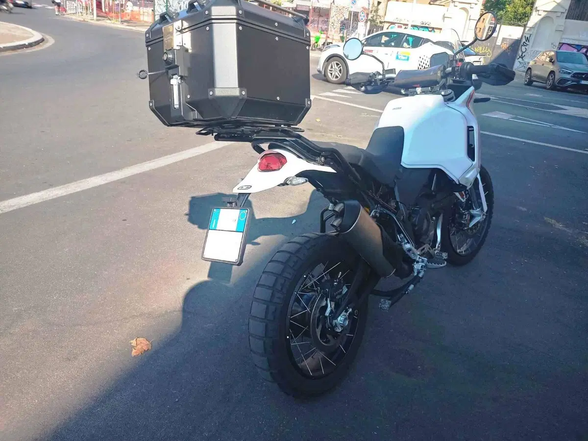 Ducati DesertX (2022 - 25) (4)