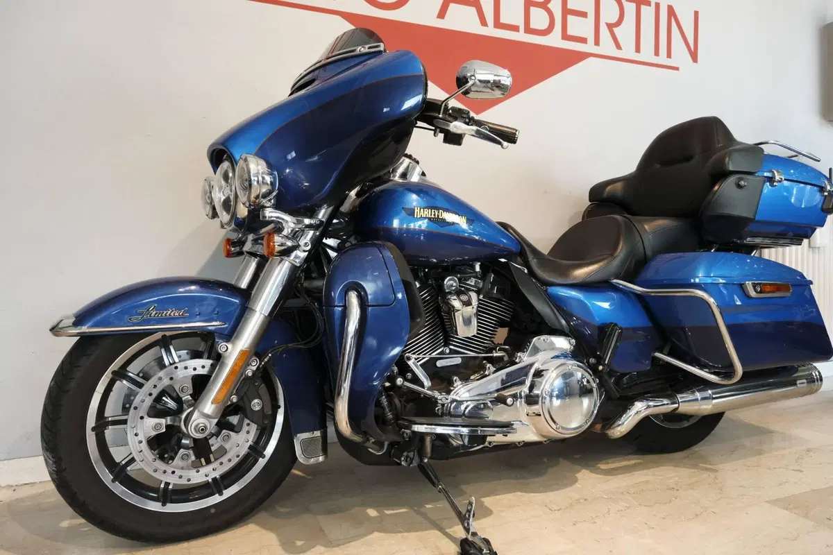 Harley-Davidson 107 Electra Glide Ultra Limited (2017 - 18) - FLHTK (3)
